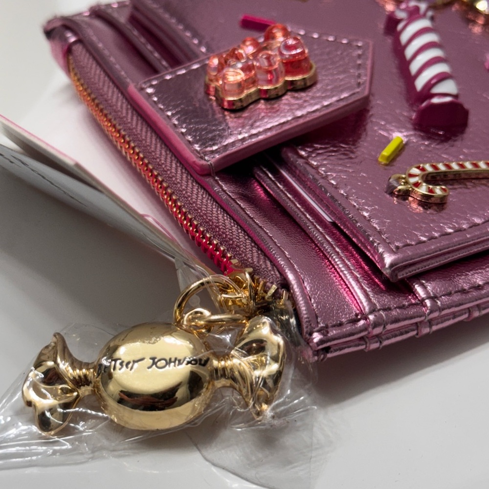 NWT Betsey Johnson Novelty Candy Charms Bifold Wallet - Picture 3 of 10